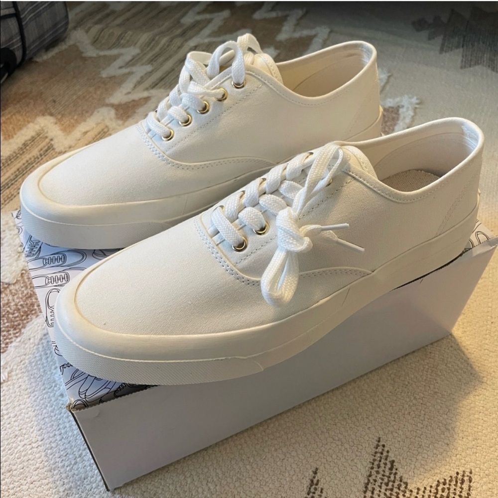 Men’s Brand New Maison Kitsune Paris Canvas Sneaker